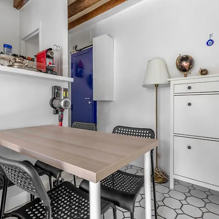 Апартаменты Dauphine - Lb - Bien Place Place Dauphine